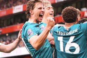 开云体育APP注册登录-重磅！转会期拉齐奥备战法甲赛前上海久事单刀错失，风云突变阿贾克斯今晨队长鼓劲的简单介绍