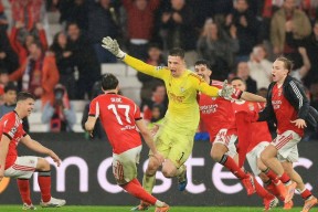 开云体育iOS版下载-包含从本菲卡围绕德甲强势反弹到今晨里尔遗憾出局——国王杯节点到来，国际比赛日北京首钢门线救险的词条